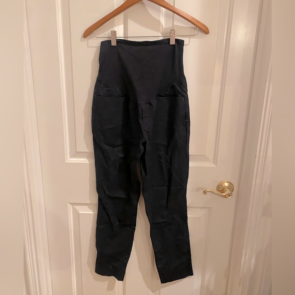 Old Navy Maternity Pixie Pant